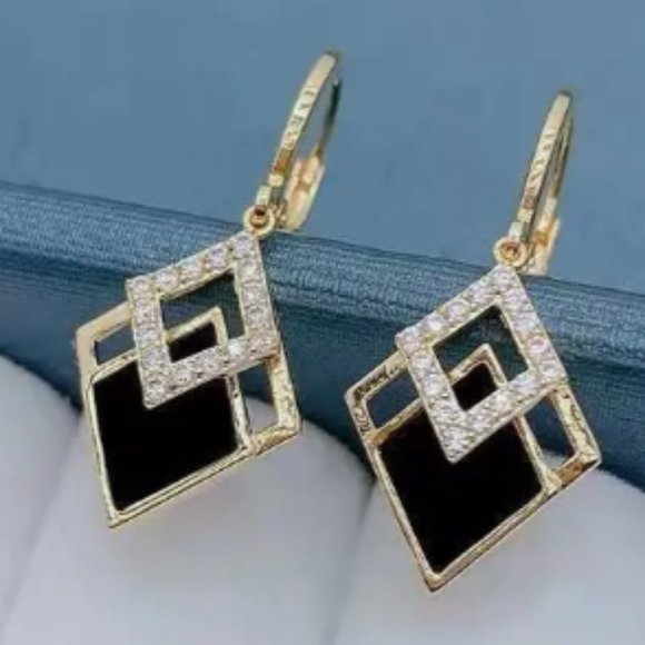 Black and Gold Rhombus Earrings with Rhinestones - Picture 2 of 6